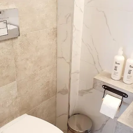 Seaside Luxury By Sarigianni *