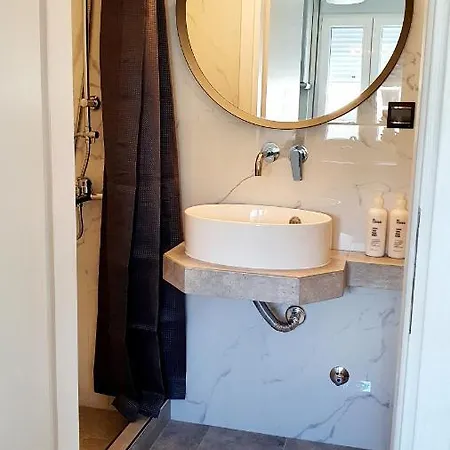 Seaside Luxury By Sarigianni