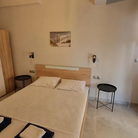 Seaside Luxury By Sarigianni *