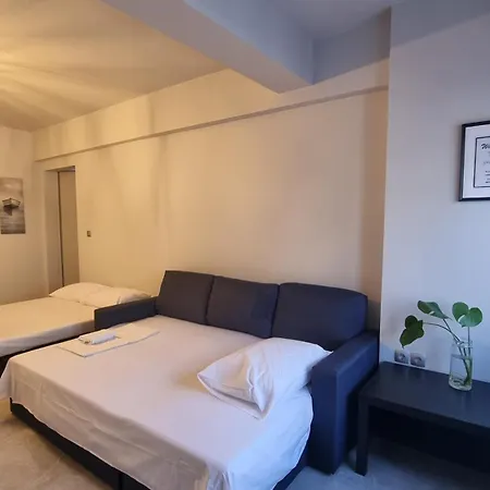 Seaside Luxury By Sarigianni