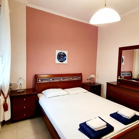 Seaside Luxury By Sarigianni Apartment