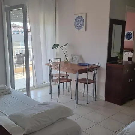 Seaside Luxury By Sarigianni Apartment