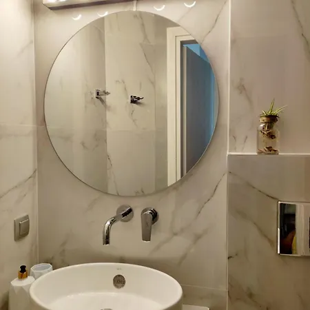 Apartment Seaside Luxury By Sarigianni *