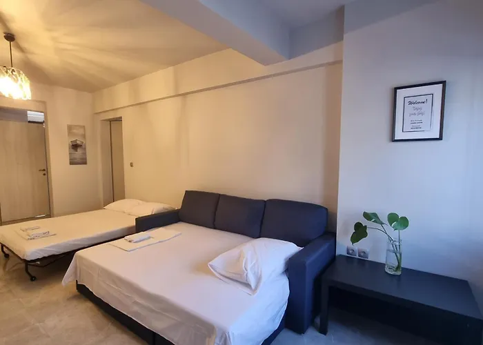 Seaside Luxury By Sarigianni